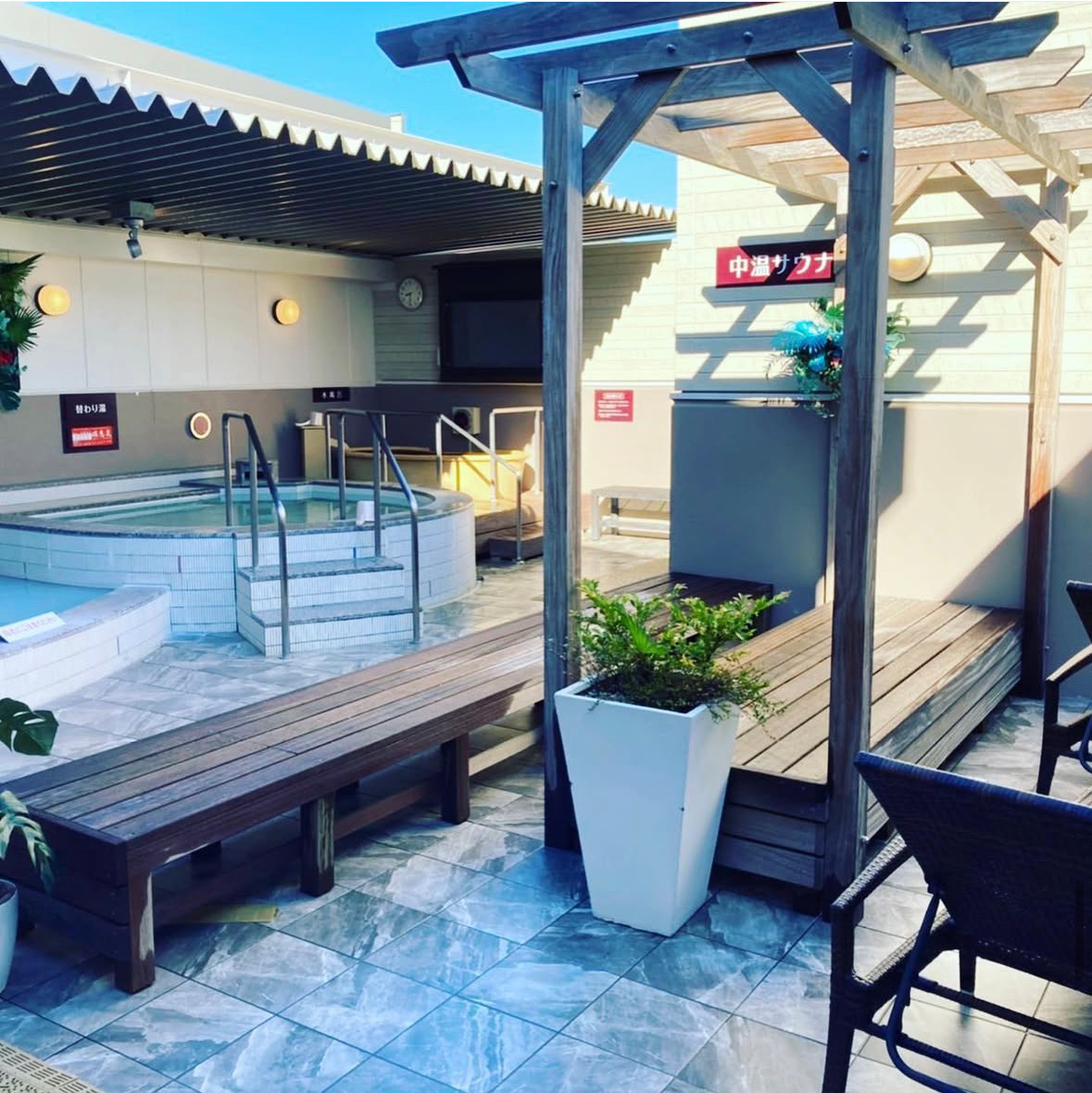 岩盤温浴リゾート ココプララ 様